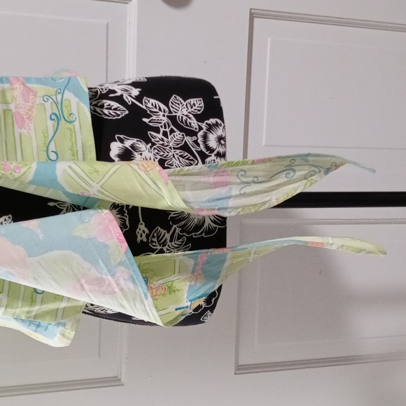 🏝VTG/RARE Lilly Pulitzer🏝 - "Via Lilly" Palm Beach Map Cropped Wrap Top - Picture 11 of 16